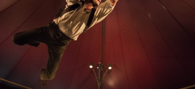 9 avril – 20h30 – REFLETS – Compagnie 3x Rien 9 avril – 20h30 – REFLETS – Compagnie 3x Rien